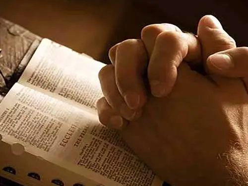 Credo Apostolico corto, testom della preghiera Credo breve (fonte: wikimedia commons)